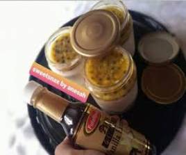 Jar passion fruit cheesecake 