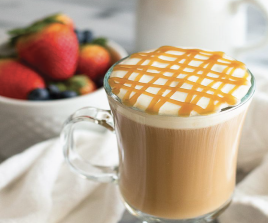 Iced caramel macchiato